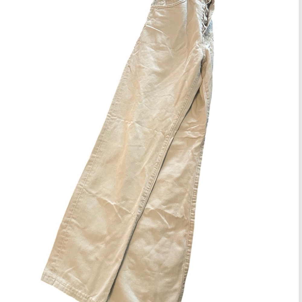 Lacoste Regular Straight Flat
Front Chino Pants in beige